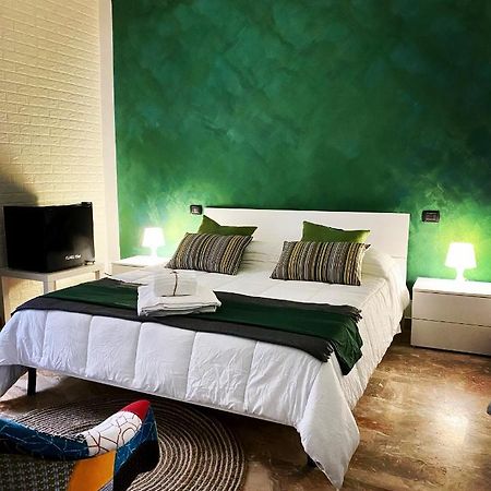 B&B Mo•Si Massa d'Albe 外观 照片