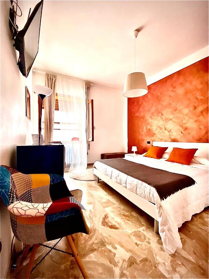 B&B Mo•Si Massa d'Albe 外观 照片